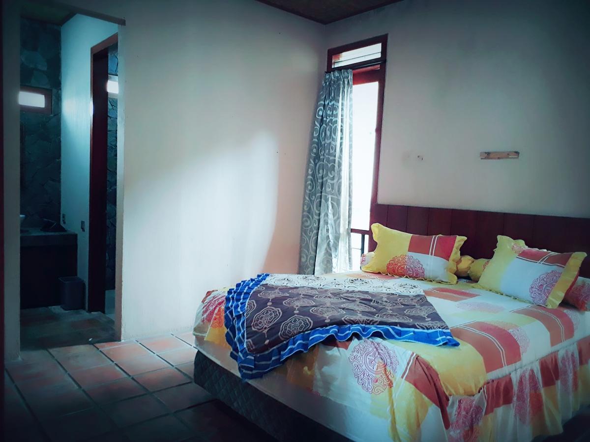 Villa Bukit Danau Cipanas  Eksteriør bilde