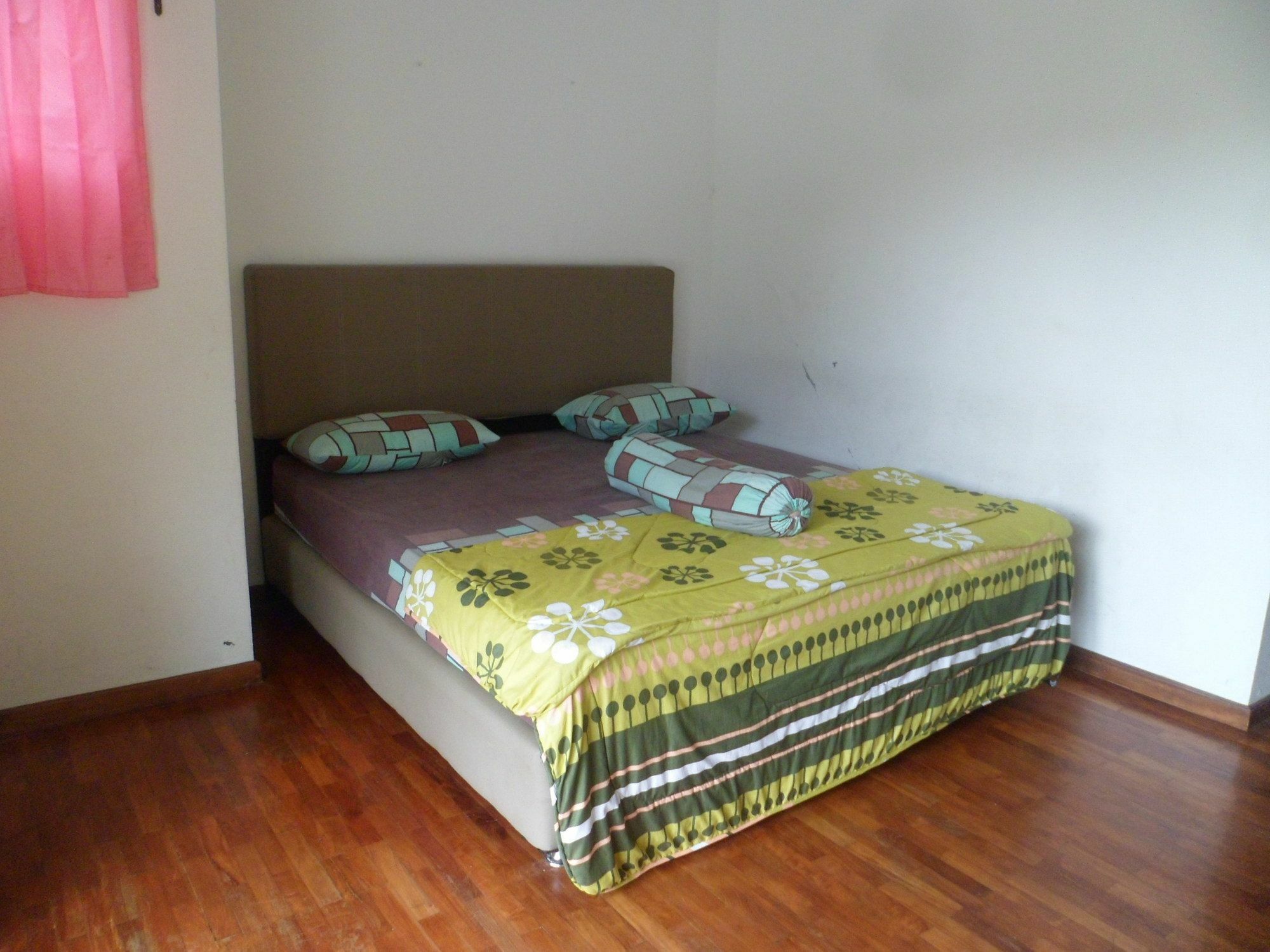 Villa Bukit Danau Cipanas  Eksteriør bilde
